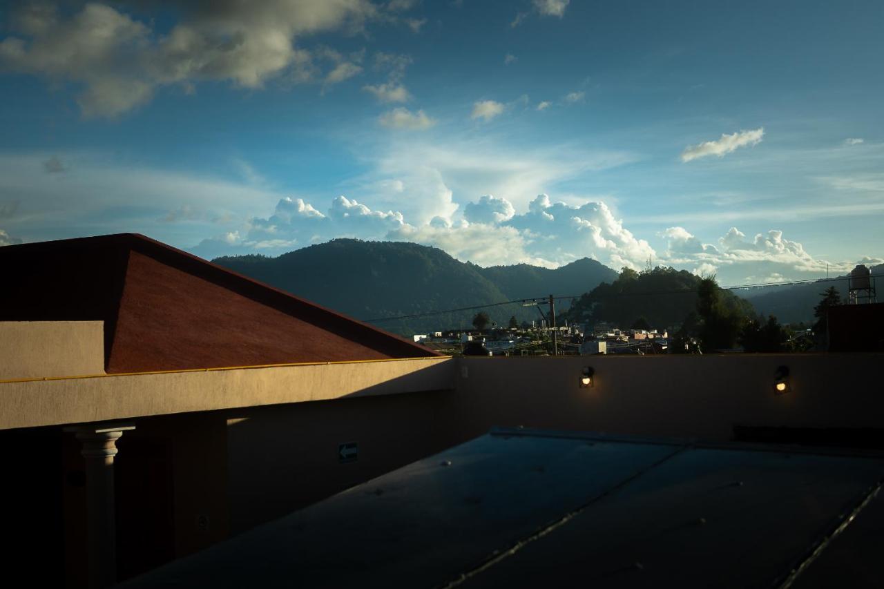 Tierra Alta Hostal San Cristóbal de Las Casas Exterior foto