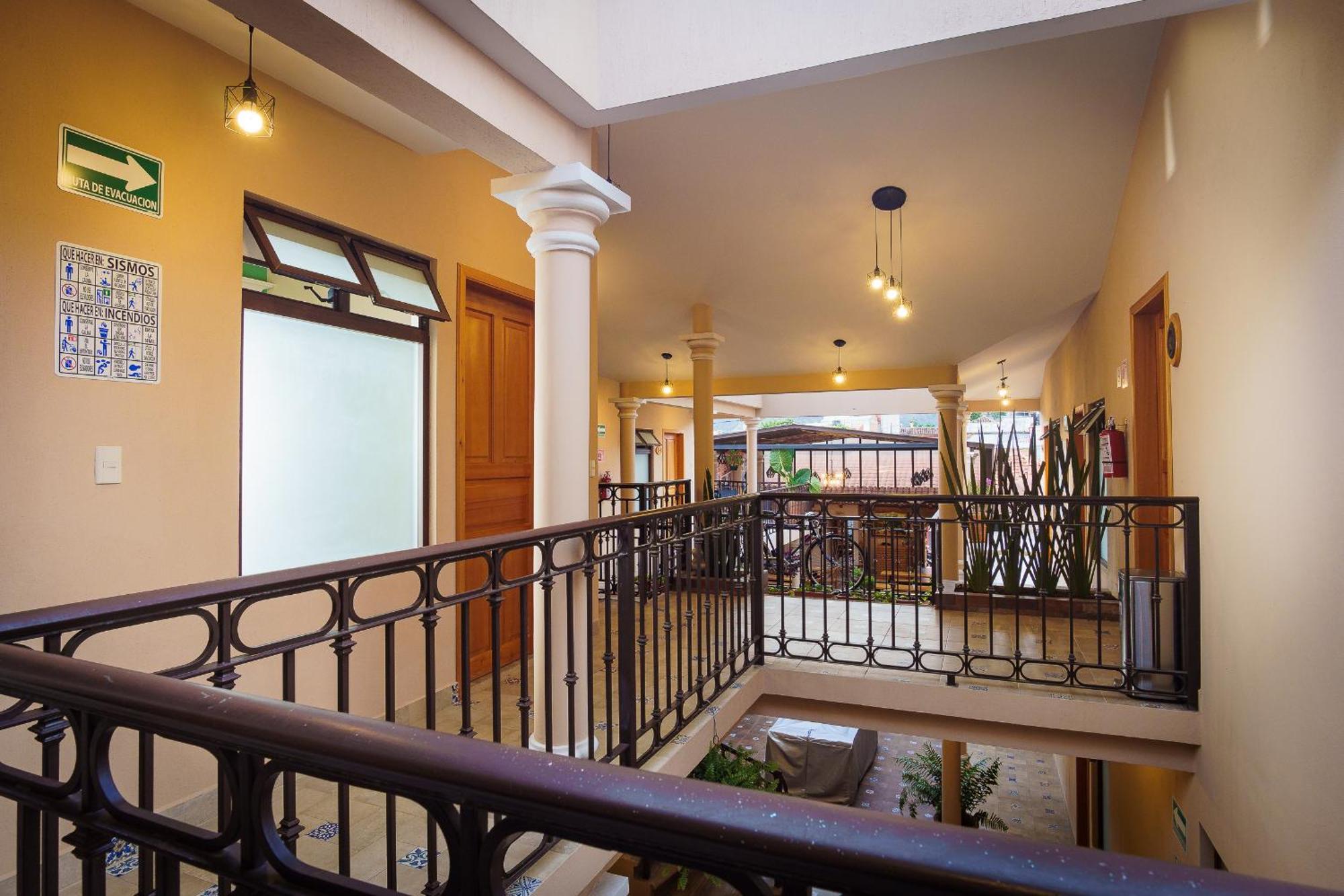 Tierra Alta Hostal San Cristóbal de Las Casas Exterior foto