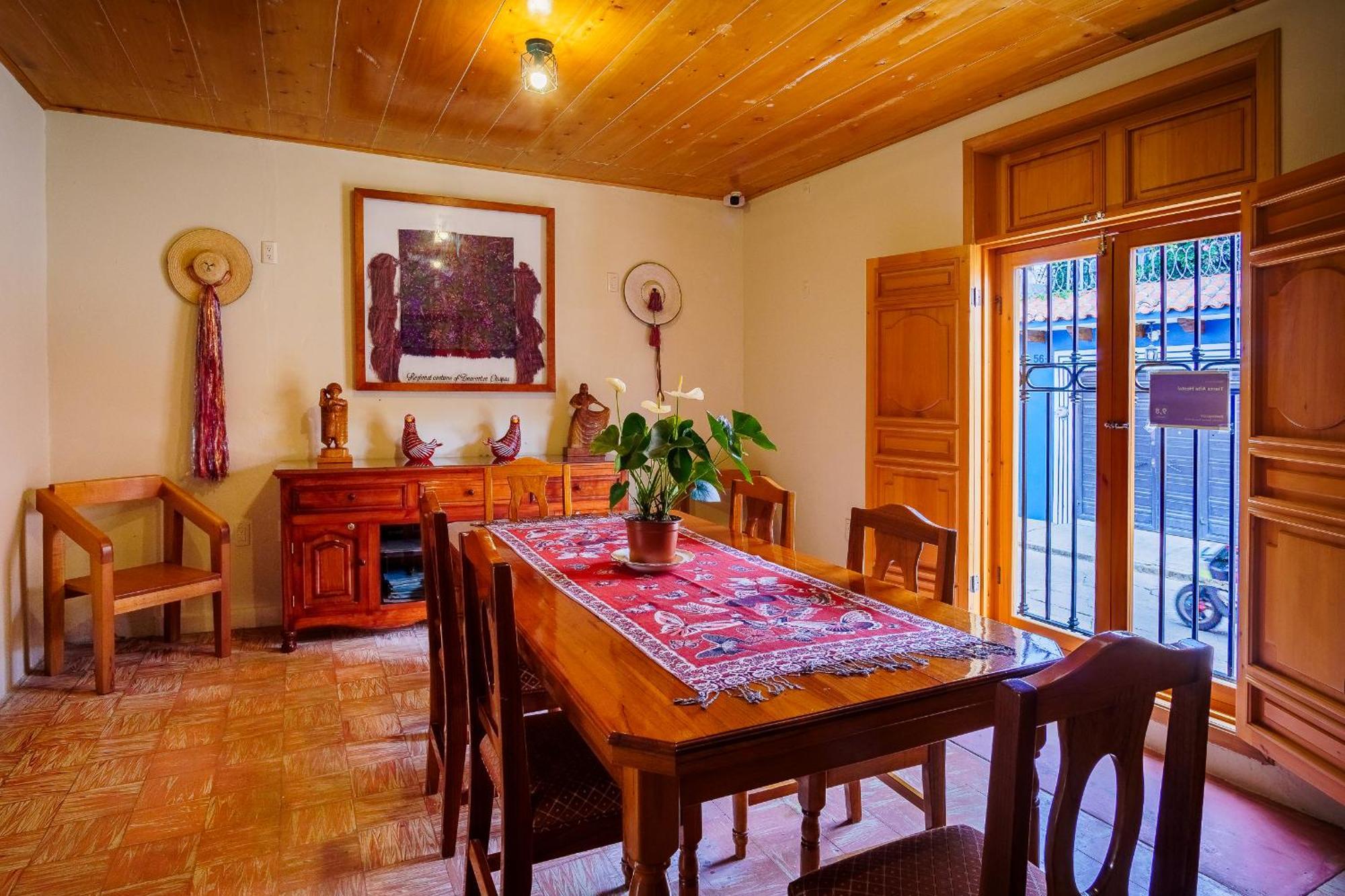 Tierra Alta Hostal San Cristóbal de Las Casas Exterior foto